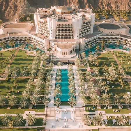 Al Bustan Palace, A Ritz-Carlton Hotel Маскат Екстериор снимка The Oberoi Dubai