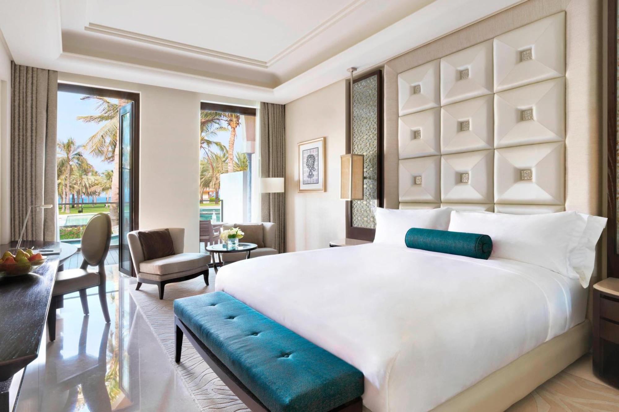 Al Bustan Palace, A Ritz-Carlton Hotel Маскат Екстериор снимка