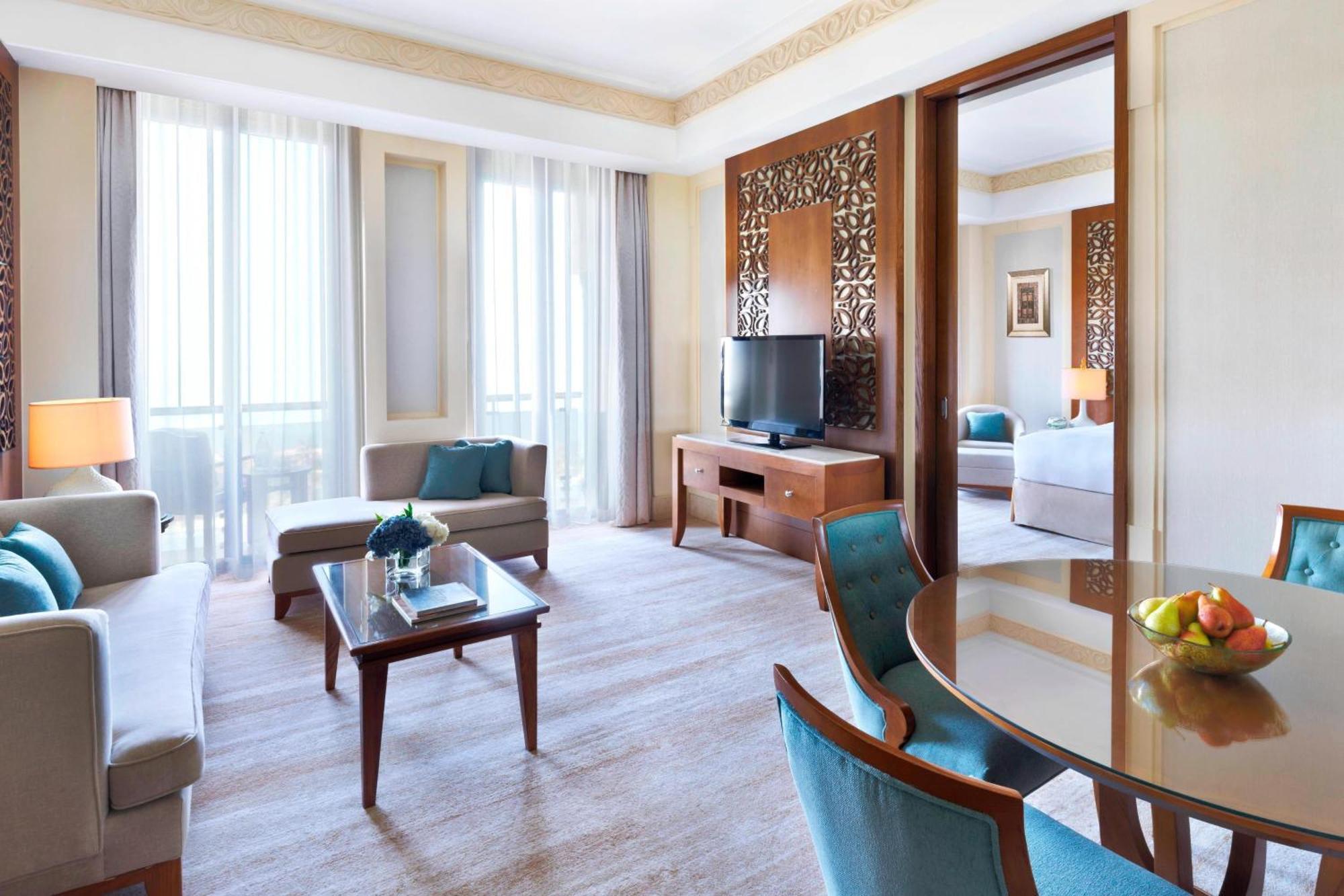 Al Bustan Palace, A Ritz-Carlton Hotel Маскат Екстериор снимка Suite at the hotel