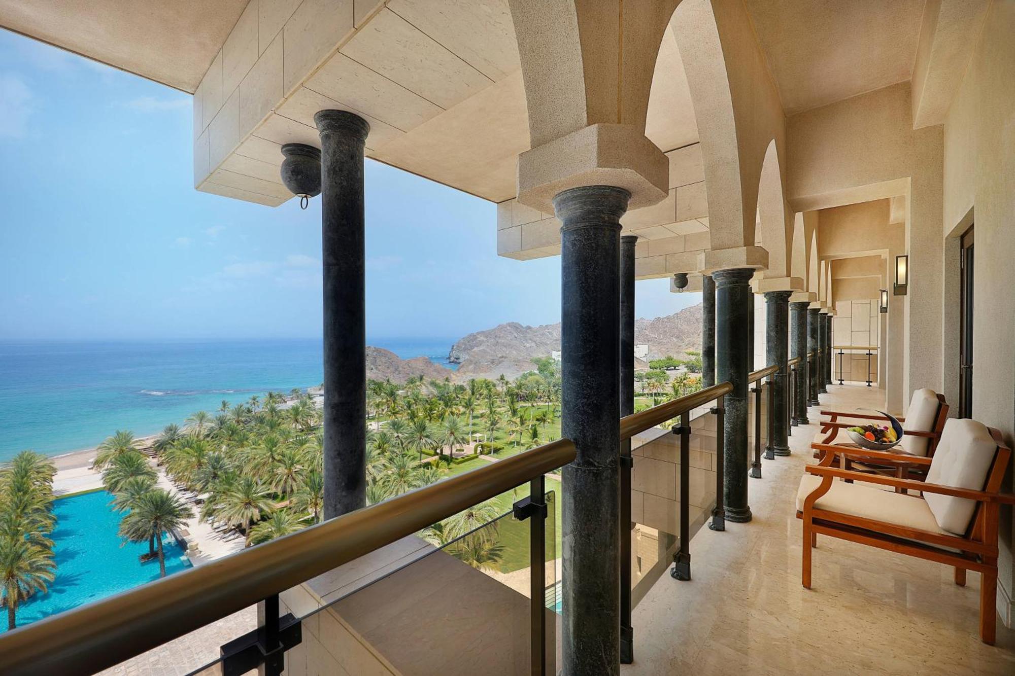Al Bustan Palace, A Ritz-Carlton Hotel Маскат Екстериор снимка The Royal Suite