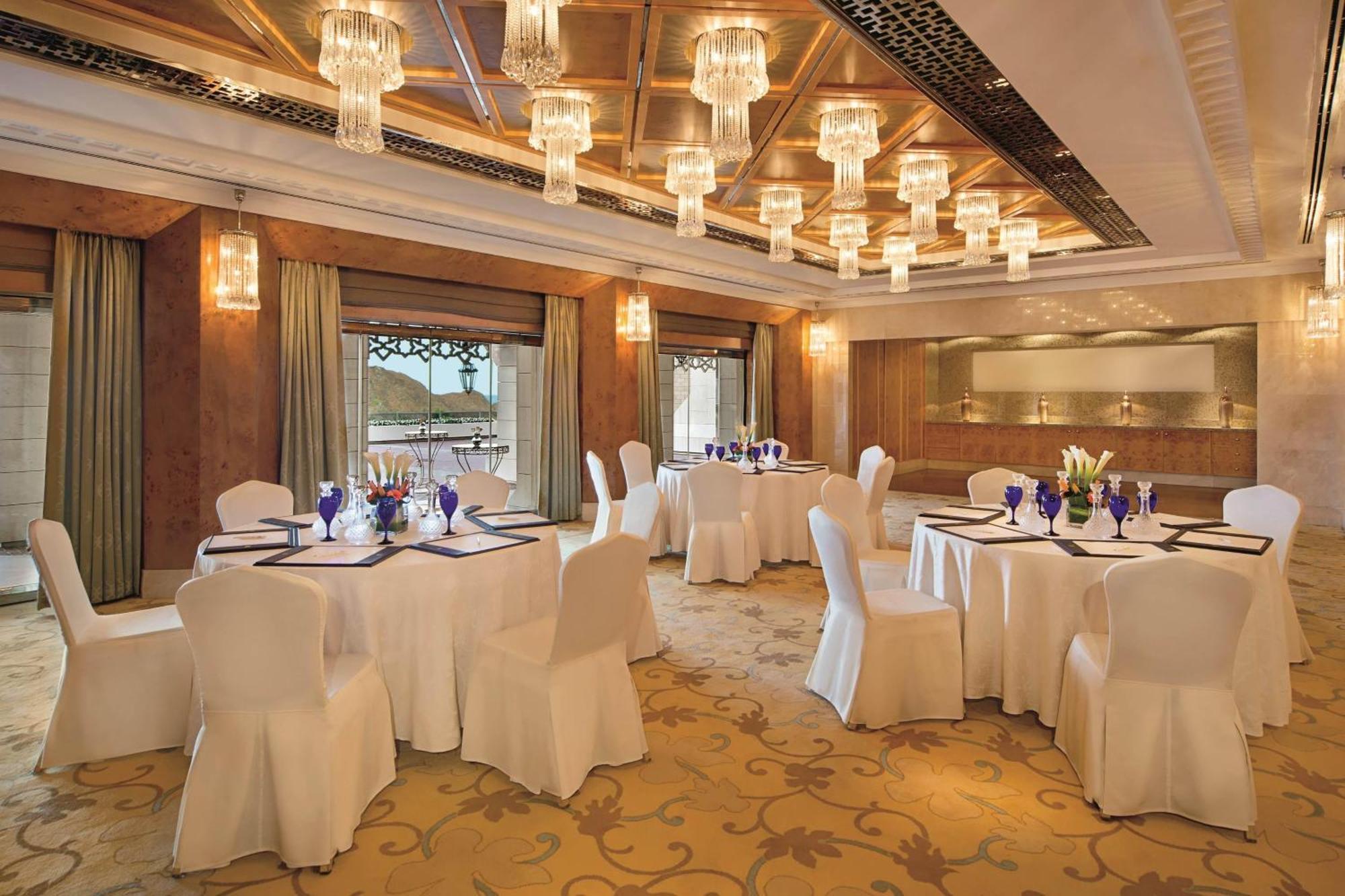 Al Bustan Palace, A Ritz-Carlton Hotel Маскат Екстериор снимка The Imperial Ball Room